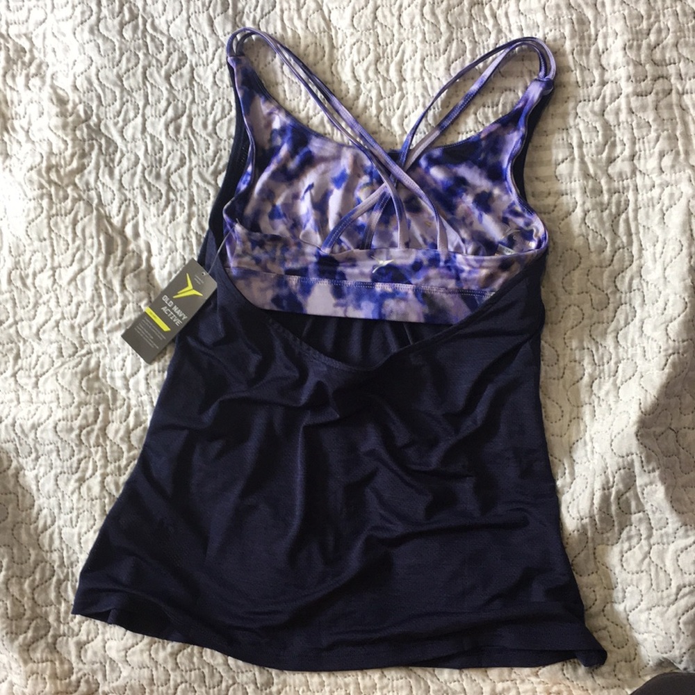 Activewear top